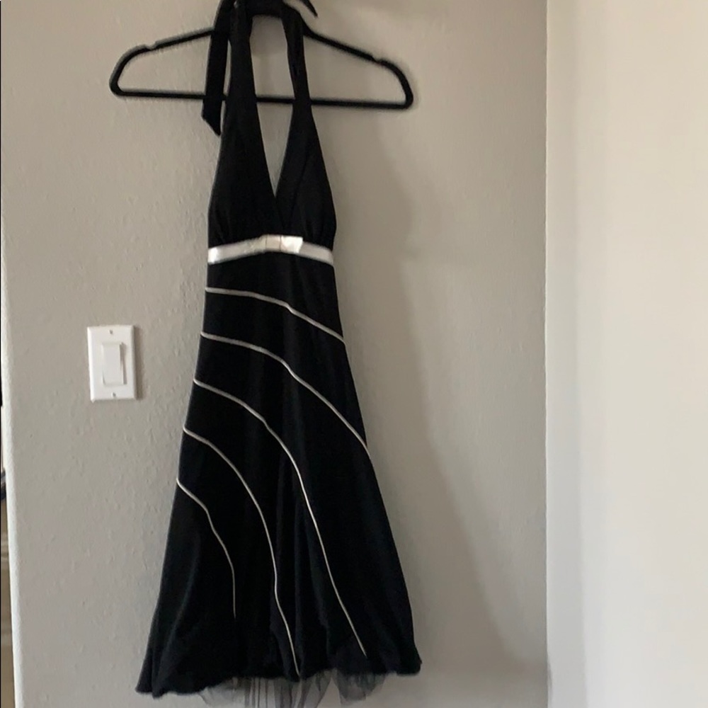 Black and white trim dress l, size S